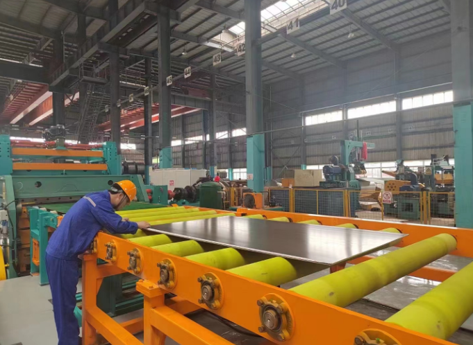 Applications of Spring Steel in Lifting Equipment